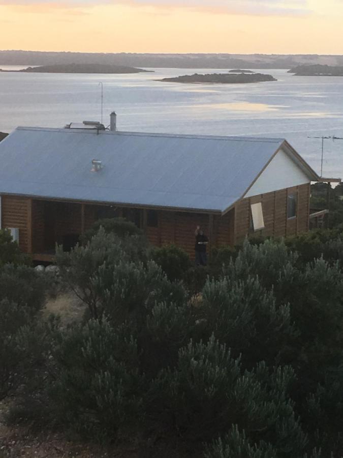 הוילה Pelican Lagoon Cabin מראה חיצוני תמונה